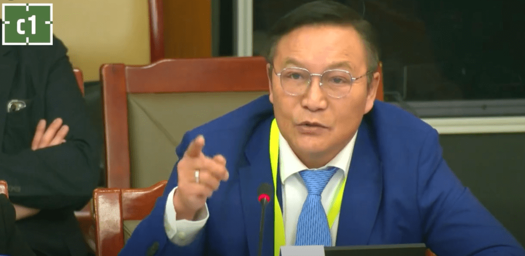 “Зууны луйвар”: Л.Гүндалай 2025 оны Оюу толгойн нээлттэй сонсголд&nbsp;оролцлоо